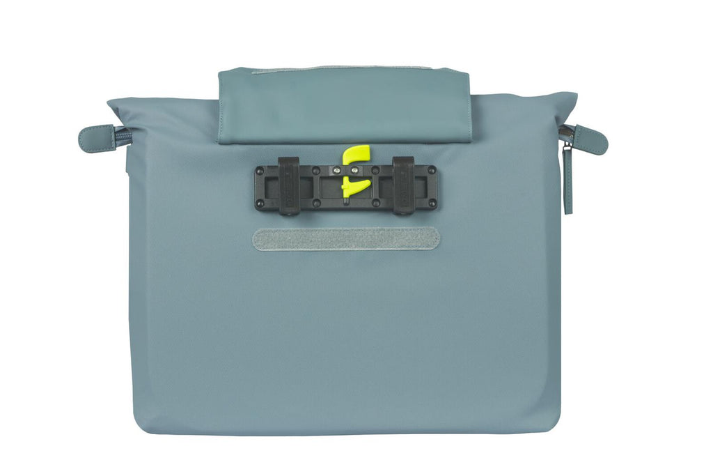 18452 Basil Manhattan commuter office bicycle bag 