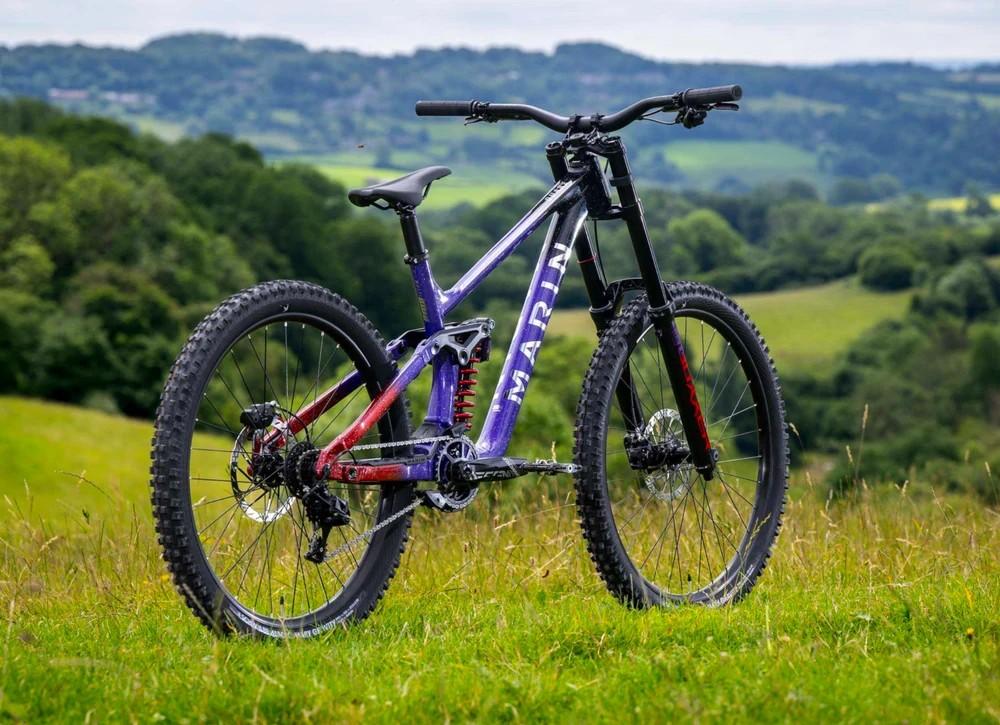 Marin 25 QUAKE PURPLE/RED