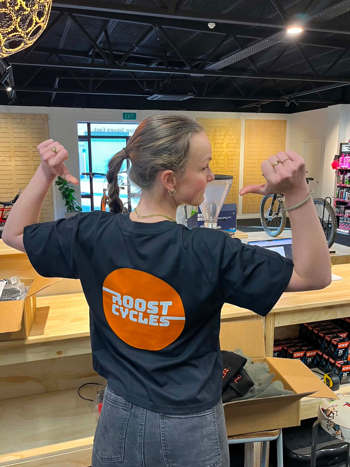 Roost Cycles Womens Crop Tee